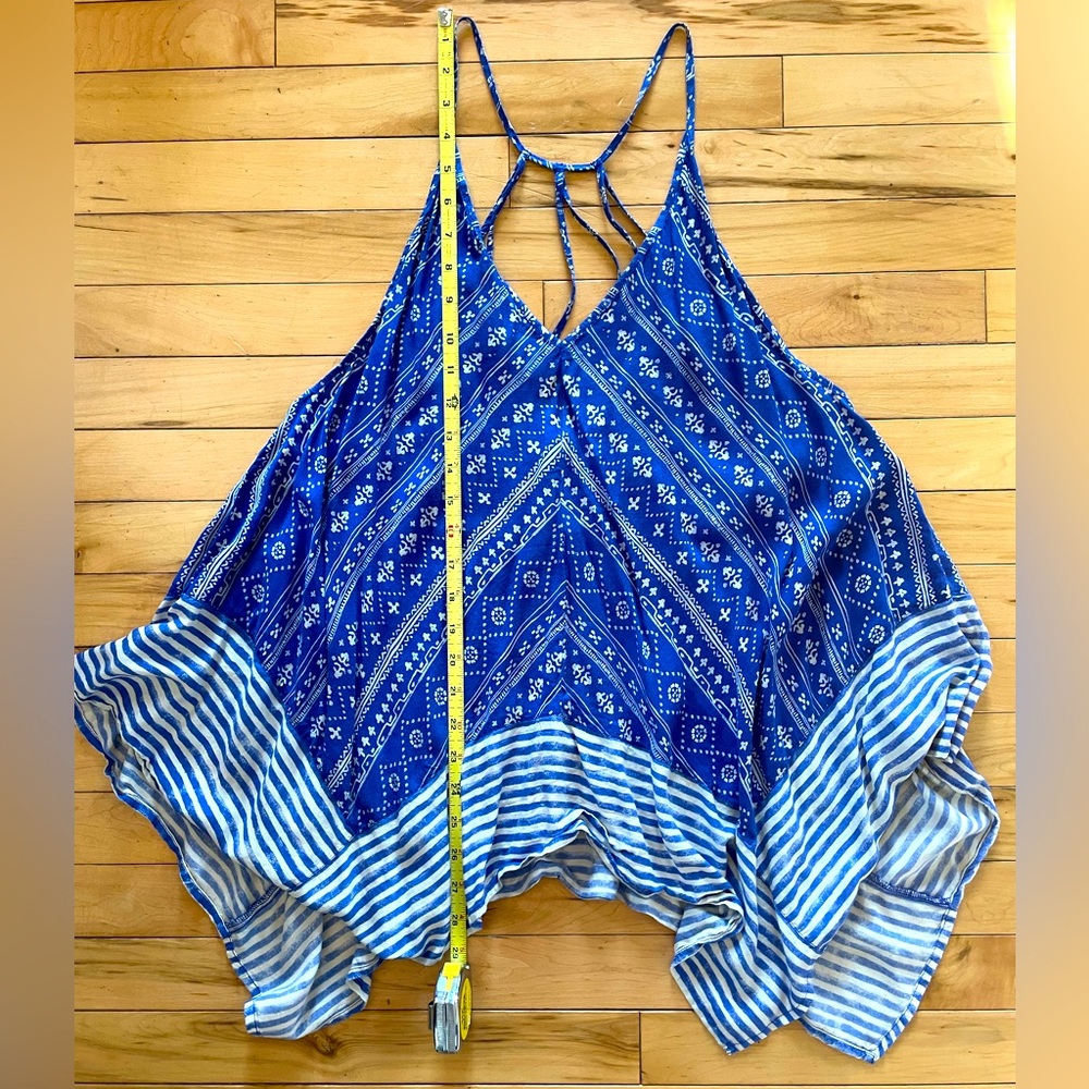 Sun & Shadow Blue and White Open Back Tank Top